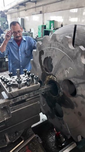 Machining sprocket on the conventional lathe 👍🔥 #machining #turning