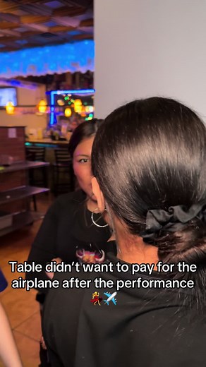 Unexpected Airplane Drama at El Toro Restaurant