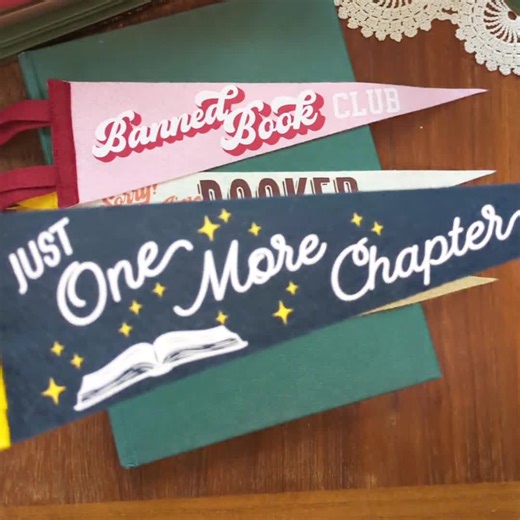 Felt Pennant Bookmarks – Wool-blend Gift for Readers, Book Nook Decor - Etsy