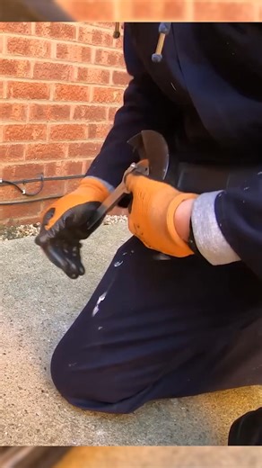 🔒 MORE THAN JUST A BIKE LOCK. It's your ultimate peace of mind. The LITELOK X1 is engineered to defeat the most determined thieves. Armed with revolutionary Barronium® armour, it's Angle Grinder Resistant and 5 Times Tougher than unarmored locks. Rated Sold Secure Diamond for both bikes & motorcycles. Don't compromise on security. | Litelok