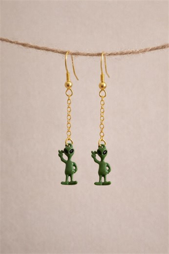 Handmade Green Alien Dangle Earrings, Sterling Silver Hooks, Gold Chain, Sci-fi Jewelry - Etsy