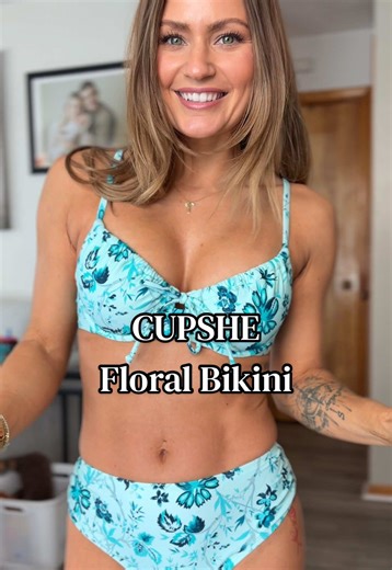 Stylish Two Piece Swimsuit for Summer Escape