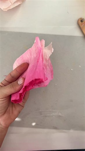 Kate Friedler | Kicking off the new year with a classic poppy petal!! It’s been hard to get anything done, let alone post these last few weeks/months.... | Instagram