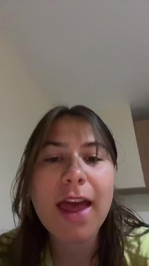 Understanding Humor in Green Screen Videos