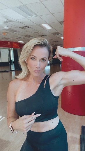 Gym Fashion Tips for Strong Moms by Jennifer O'Dell