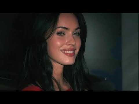 beautiful smile and perfect teeth.