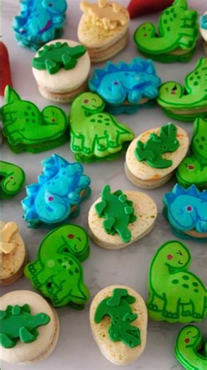 🦕 🦖Macarones Suizos Dinosaurios #macarons #dessert #recipes
