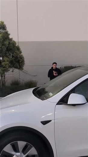 Book a Tesla Using Atlassian Rovo and Apwide Booking