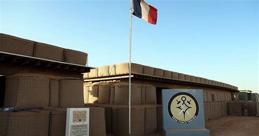 French troops quit northeastern Menaka military base in Mali | Africanews