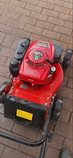 Honda gxv 160 lawn mower startup!!!
