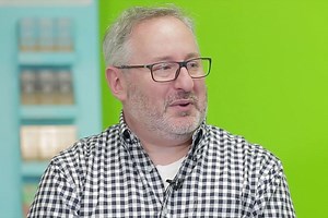 This Entrepreneur Needed a New Tube of Toothpaste and Ended Up Creating One of the Top Natural Oral Care Brands