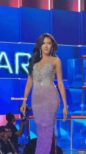 Pawee Ventura on Instagram: "𝐑𝐀𝐓𝐄 𝐇𝐄𝐑 𝐏𝐄𝐑𝐅𝐎𝐑𝐌𝐀𝐍𝐂𝐄 (𝟏.𝟎 - 𝟗.𝟗𝟗) AUDIENCE VIEW | Overall Performance of Miss Myanmar, Myint Myat Moe during the Miss Cosmo 2025 Preliminary Competition 🇲🇲"