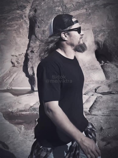 Travis Fimmel (@travisfimmel_____)’s videos with original sound - Travis Fimmel