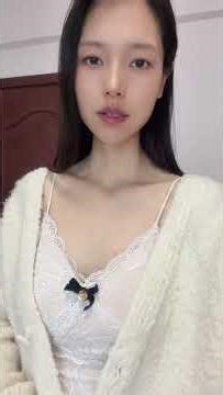 SHAre is live streaming now 💕 2026-03-23 ​​17 03 10🎬