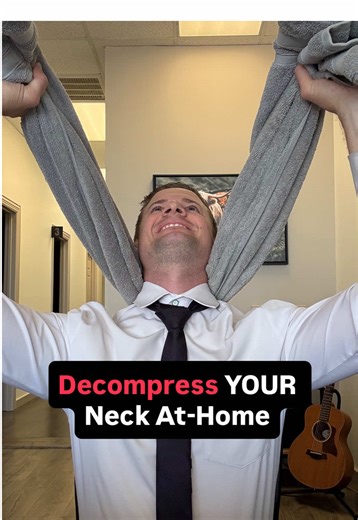 🔥Decompress your neck! 💥This is AMAZING for pinched nerve pain in the neck! ✅ For long term neck pain solutions, comment below with the word “PAIN” and I’ll get you setup with a FREE Neck Pain Fix Demo with My Team! #neckpain #pinchednerve #decompress #chiropractor #celinatx