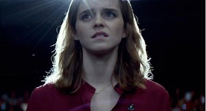 ANGOISSANT ! Emma Watson face à Tom Hanks dans un thriller qui va vous donner des frissons 😱😱😱 The Circle, le 19 juillet au ciné | Purebreak