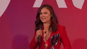 Ruby Tui gets a special RWC 2021 winner's medal - The Global Herald