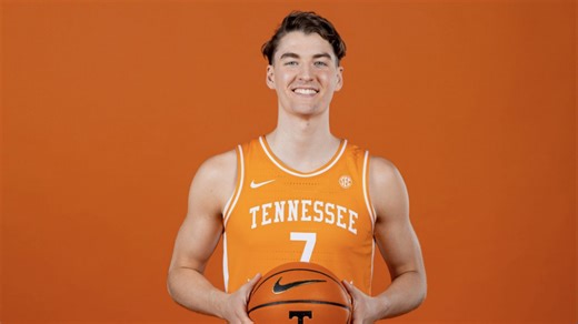 贝尔蒙特射手Tyler Lundblade宣布转学至NCAA田纳西大学