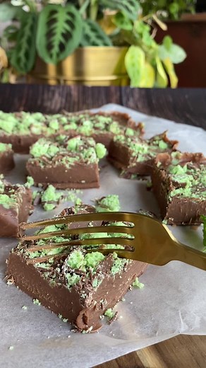 Bailey's Chocolate Fudge Recipe - Easy and Delicious Dessert