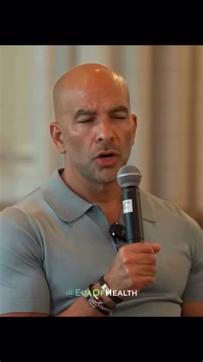 How Adults Over 65 Can Dramatically Reduce Their Risk of Falling, Backed by Neuroscience Falls are one of the leading causes of injury and loss of independence in older adults but the good news is that fall risk is highly preventable with the right strategies. Key ways to reduce fall risk: 1️⃣ Build Strength - Especially in the Lower Body Strong quads, glutes, and calves improve stability and reaction time. Research shows resistance training cuts fall risk by up to 34%. 2️⃣ Train Balance & Propr