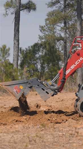 Solesbee's Equipment on Instagram: "The 4-in-1 bucket gliding in the dirt #fyp #foryou #normengineering #4in1 #bucket #skidsteer #takeuchi"