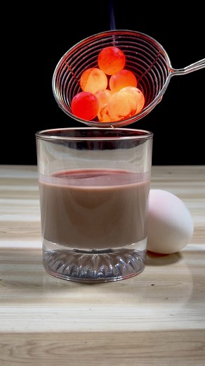 Red Hot Metal Ball Experiment: Chocolate and Eggs VS 1000°C