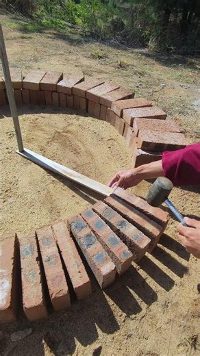 Rural courtyard renovation, techniques for laying bricks in circular patterns