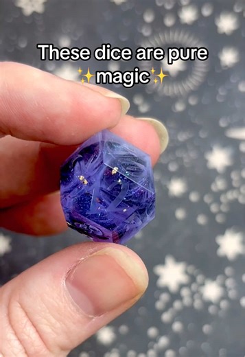 So many years have passed and so much has changed with dice making, but I always find myself going back to the classic designs that originally inspired me. I hope you all continue to love them too 🥰 . #dreamydice #dnd #d20 #craft #art