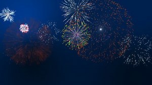 clip-1016512210-colorful-firework-animation-motion-background