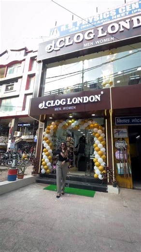 Alisha Perween || Patna influencer on Instagram: "London wale sandal ab Patna me 🙈 . . Clog london first Outlet in Patna 📍 Rajabazar pillar 75 . . . #ClogLondon #ClogLondonPatna #PatnaReels #BiharReels #BiharFashion #PatnaFashion #PatnaInfluencer #PatnaStyle #LuxuryFootwear #PremiumShoes #PremiumSandals #ShoesReels #FootwearReels #ReelsIndia #TrendingReels #ViralReels #InstaReelsIndia #NewStoreOpening #FirstInPatna #reel #viral #fyp #trending ⸻ Clog London Patna Patna influencer patna creator 