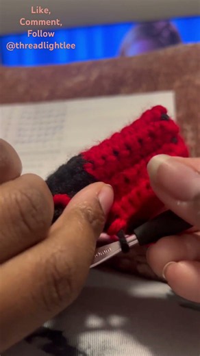 Short Tutorial on Changing Colors Using Crochet SC