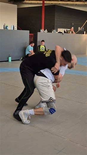 Ultimate Wrestling Academy | 5 different ways of doing head and arm throw | Instagram