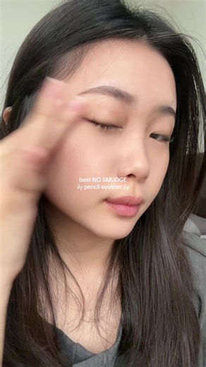 Rekomendasi Eyeliner Pensil Terbaik untuk Monolid