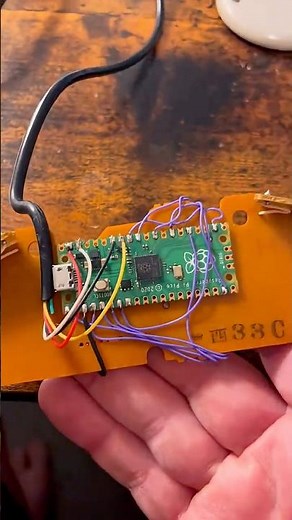Turn a SNES controller into a GameCube controller with a Raspberry Pi Pico