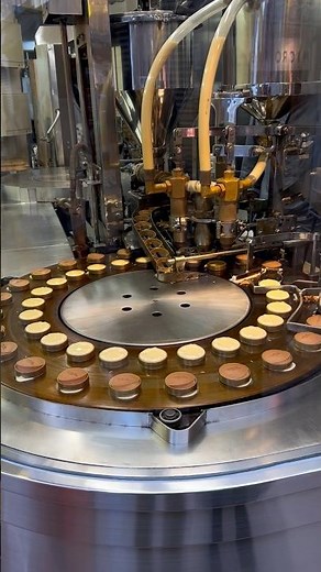 MESMERIZING CAKE MAKING MACHINE - KYOTO, JAPAN #cakes #kyoto # Japan