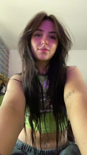 ellie moore (@ellie.moore04)’s videos with som original - . ♬ ❦
