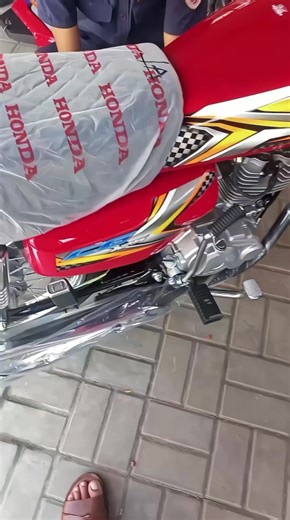 CG125new model new year 🚲🚲🛞#foryourpage #tirerepairshop053 #tirerepairshop #midrees9160 #cg125 #hassanmuhammadandsonyirerepairshop #5k #fy @digital creator @❤️‍🔥 💫I L Y A S💫 ❤️‍🔥