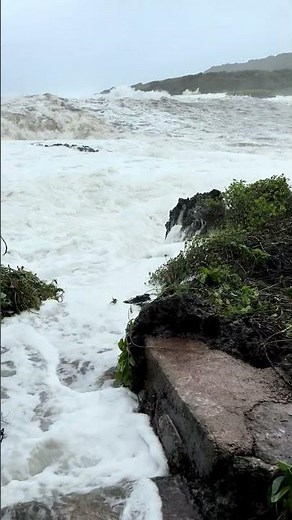 Typhoon Sinlaku 🌪️ Waves OVER Steps in Guam! 😱 Never Seen This!