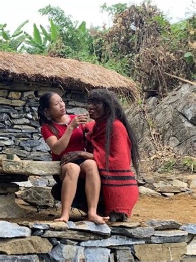 Creating a Stone Table: Primitive Outdoor Living Tips