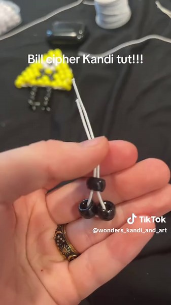 Bill Cipher Kandi Charm Tutorial