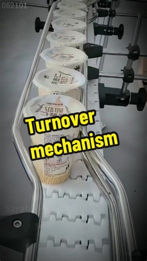 Turnover mechanism on the conveyor #machine #packagingmachine #packingmachine #包裝機 #conveyor