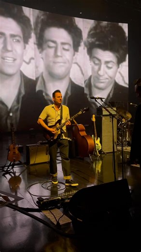 Everybody’s always askin’ what my guitars sound like so here are some great clips I got before the show of @gusmanzurjr and @alainwhytemusic playing Gustavo’s custom ‘Sindee’ Cindy at the Las Vegas Colosseum at Ceasar’s Palace. Cuetom body shape with my signature double route reverse control plate. Custom wound Darkmoon Pickups. and beautiful half bridge by my favourite @masterybridge! Ebony on pine on pine,, 6130 frets,, 12” radius,, Black MOP fb inlay,, white MOP logo,, aluminum side dots,, ha