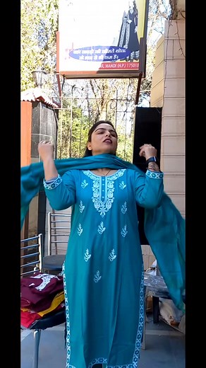 Price 650 Shipping price 70 #onlineshopping onli #vandnaclothingstore #onlinefashionshop #trendywear #designer #instashopping Contact no. 88945 27721 | Vandna Clothing Store