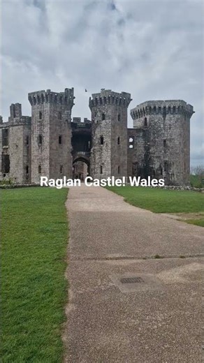 600 years old Castle, Raglan Castle, #Wales #travel #londonlife