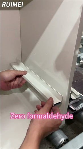 Aluminum honeycomb ceiling