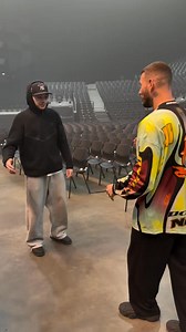 #Repost @mattpokora Objectif « PLOC! » Vous auriez changé une note vous? #adrenalinetour | M pokora le meilleur