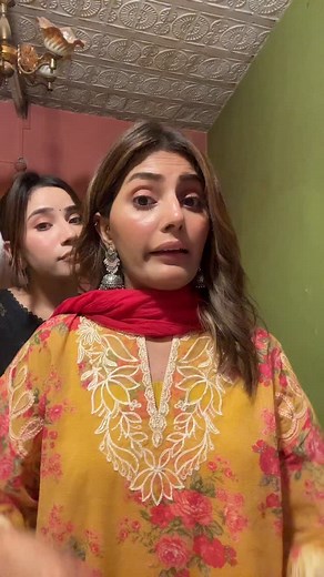 Itni speeches de di hain ke ab mic bhi thak gaya ہوگا 🎤😴 | Aariya Danwani