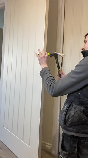 Fitting Jigtech privacy lock to a door #joinery #tradesman #selfemployed #joiner #doors #internaldoors #jigtech #jigtechpro #handles #bathroomlock