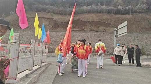 牛圈子沟平房村秫秸沟饺子宴#民俗文化 #感受当地的民俗风情