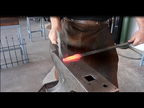 Blacksmithing for Beginners - Forging Lesson #1: drawing/drawing out